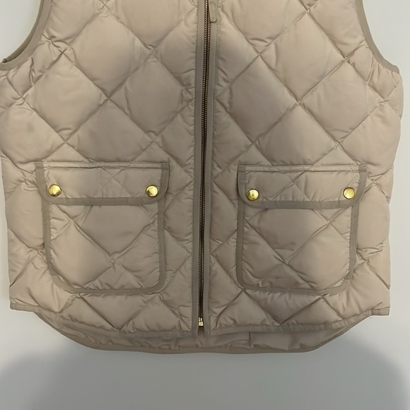 J Crew Down Puffer Vest - Picture 2 of 11